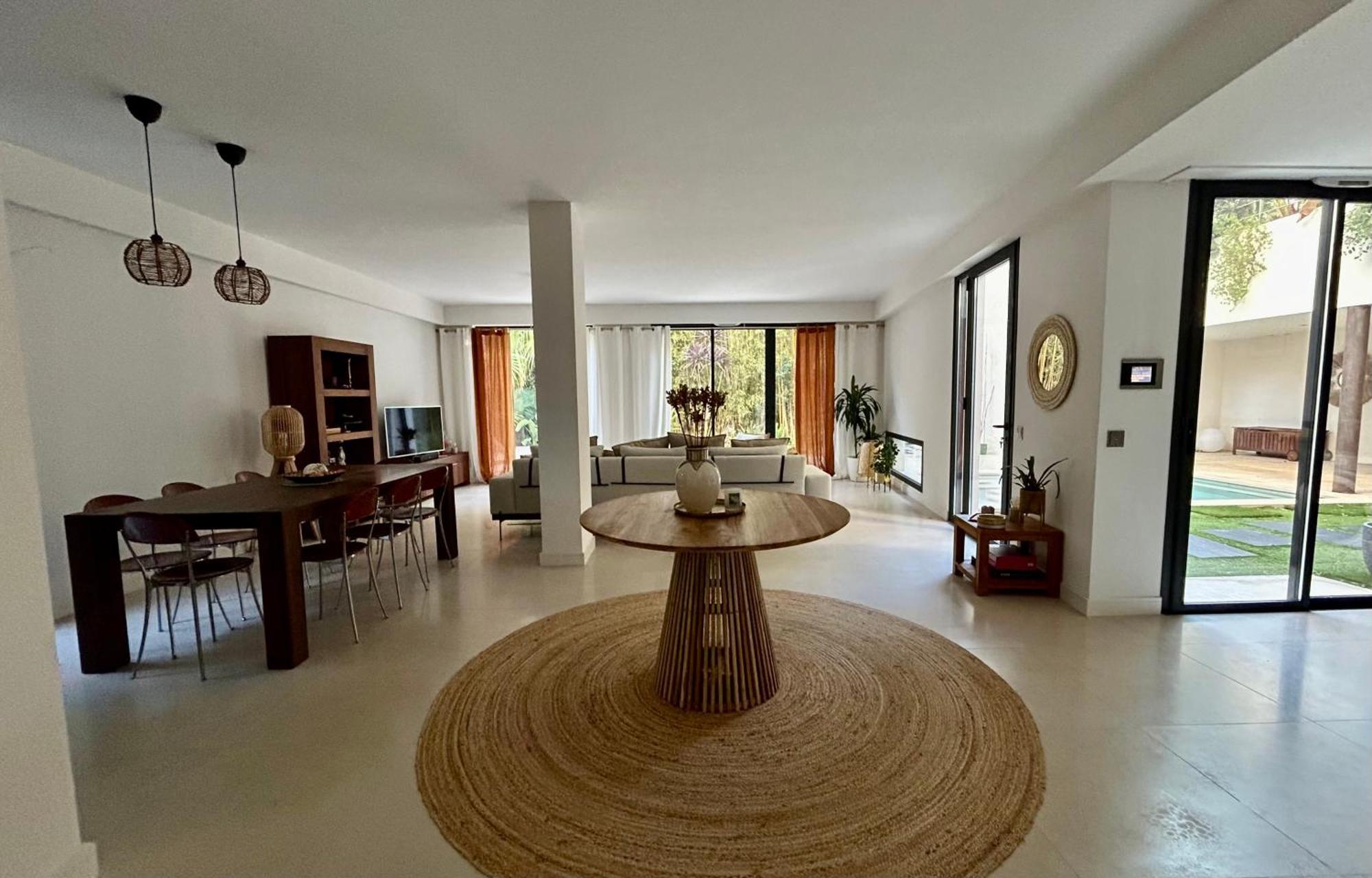 Villa Rumah Bali Cannes