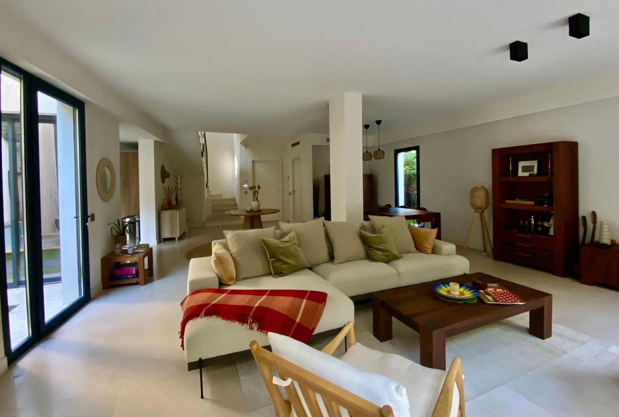 Rumah Bali Villa *